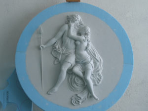 Sculpture en perspective de ronde-bosse à bas-relief